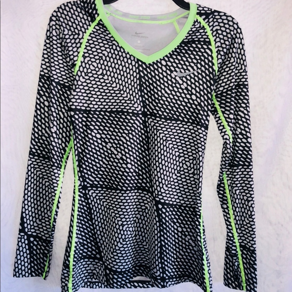 Nike fitted longsleeve